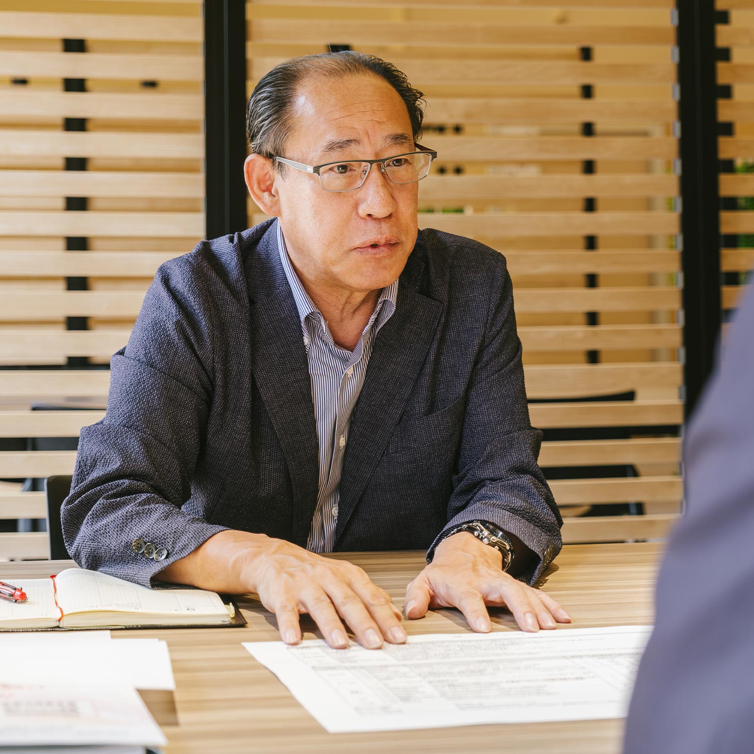 山梨県中小企業活性化協議会|債務問題に一人で悩む経営者様へ